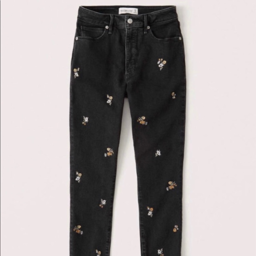 NWT A&F High Rise Super Skinny Ankle Jeans